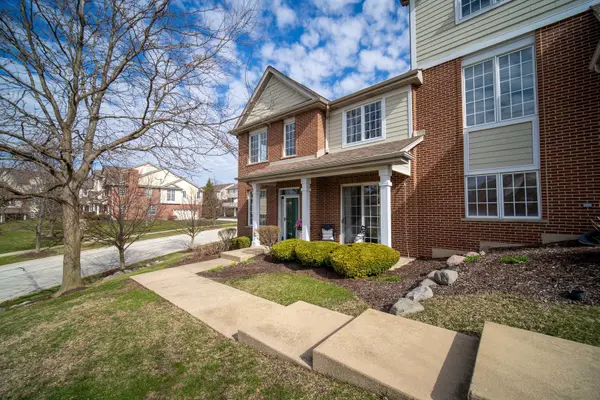 10639 Dani LN, Orland Park, IL 60462