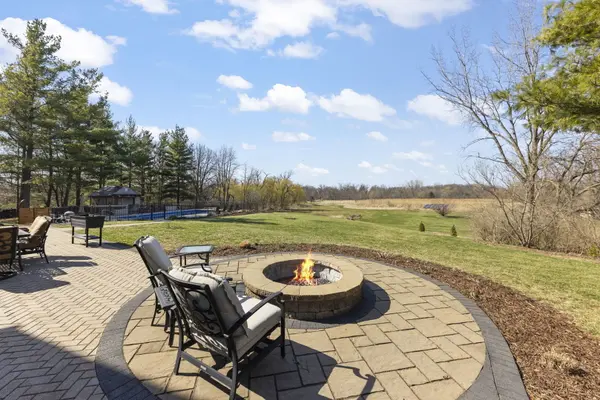 8877 Kennedy RD, Yorkville, IL 60560