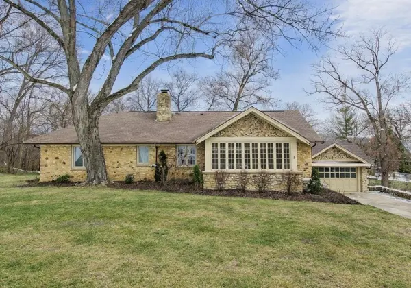 205 Orchard RD, North Barrington, IL 60010
