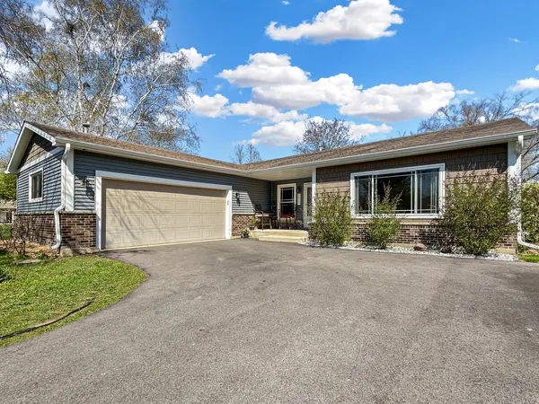 211 Waterbury CIR, Lake Villa, IL 60046
