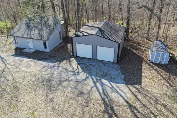 207 Kennedy RD, Carbondale, IL 62903