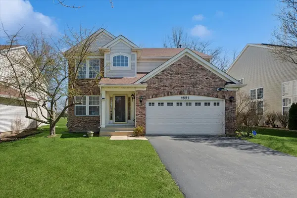 2552 Whitehall LN,  Naperville,  IL 60564