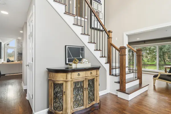 1362 Gettysburg RD, Long Grove, IL 60047