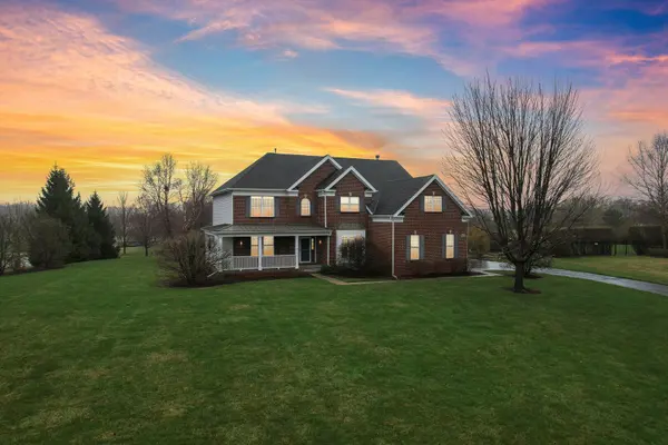 2415 Wembley CT, Gurnee, IL 60031