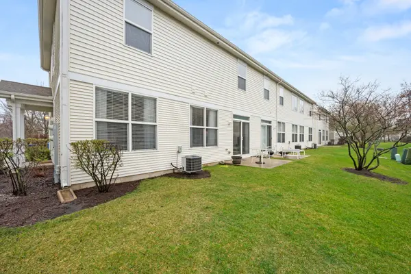 1531 Legacy DR #4, Dekalb, IL 60115
