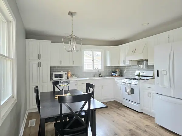 344 Douglas RD, Batavia, IL 60510