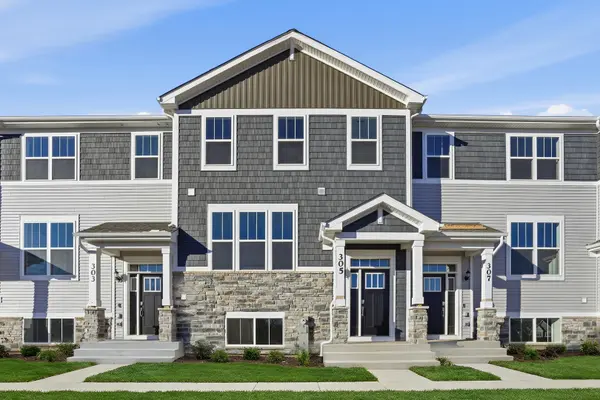 319 Settlers PL, West Dundee, IL 60118