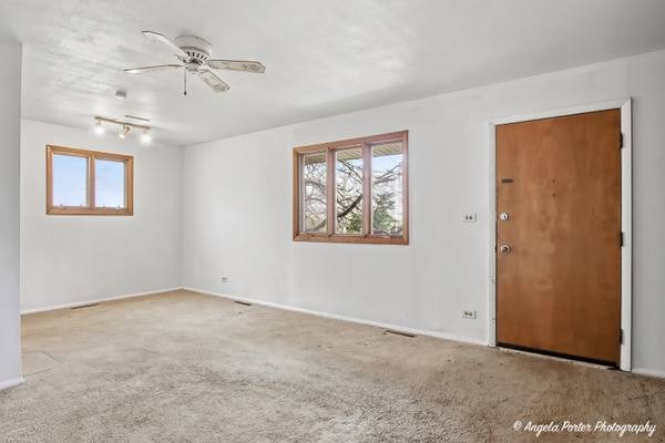 322 S Seymour AVE, Mundelein, IL 60060