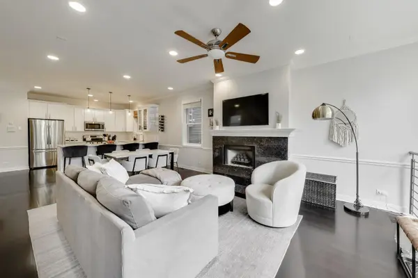 1638 W Diversey Pkwy #1, Chicago, IL 60614