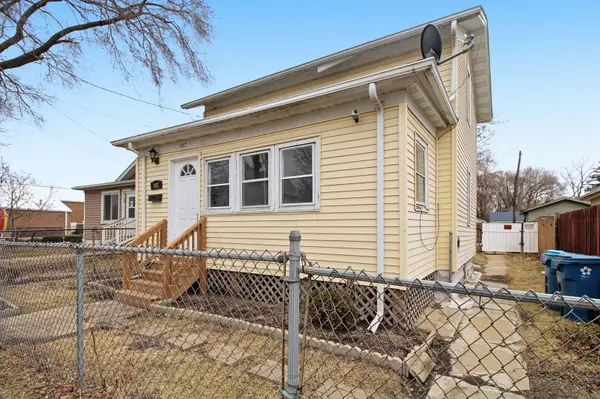 107 N State ST, Aurora, IL 60505