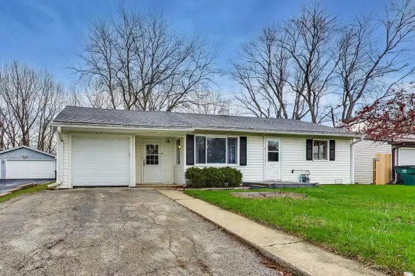 239 Maplewood DR, Antioch, IL 60002