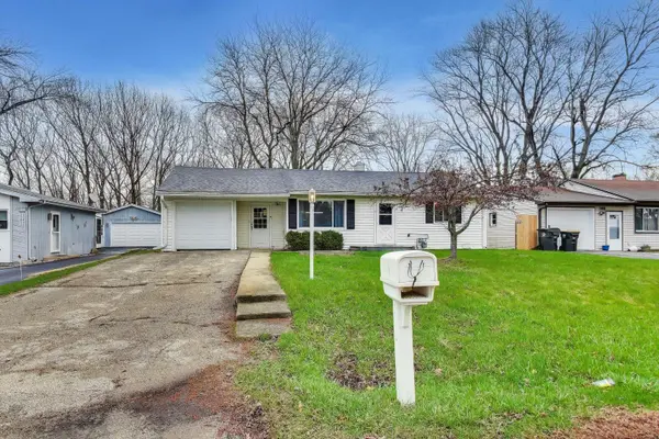 239 Maplewood DR, Antioch, IL 60002