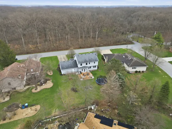 1122 Douglas LN, Crete, IL 60417