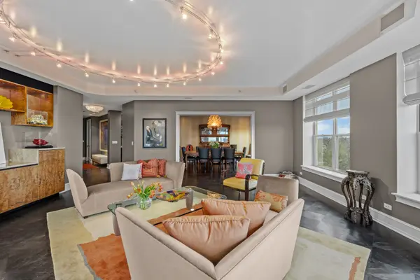 3535 Patten RD #4C, Highland Park, IL 60035