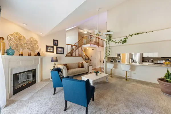 3416 Lake Shore Drive Round, Joliet, IL 60431