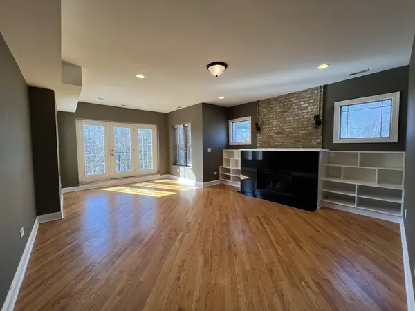 911 Maple AVE #3N, Evanston, IL 60202
