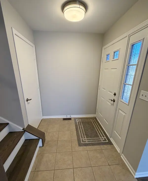 14137 Sterling DR, Orland Park, IL 60467