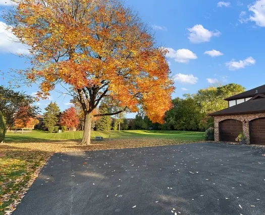 12249 S Arbor TRL #G2, Palos Heights, IL 60463