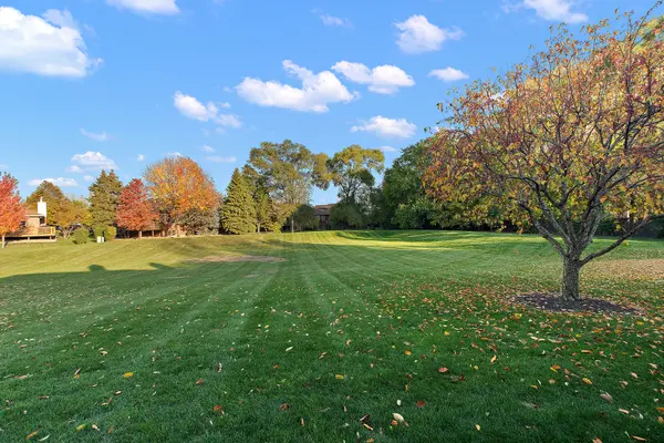 12249 S Arbor TRL #G2, Palos Heights, IL 60463