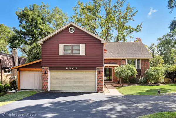 11307 German Church RD, Willow Springs, IL 60480