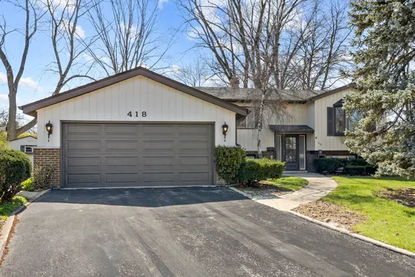 418 N Lancers DR,  Addison,  IL 60101