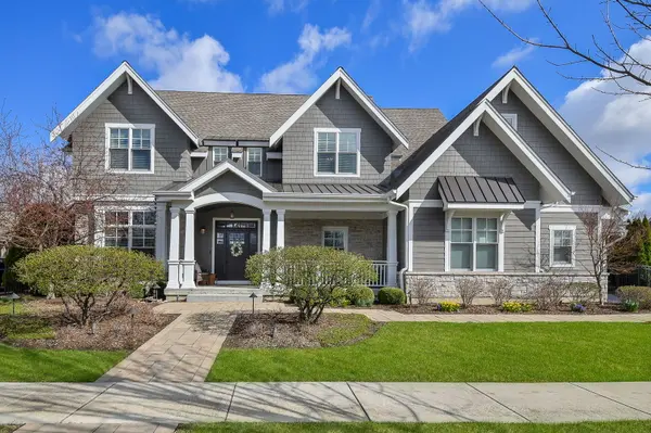 39W914 Kellar SQ, Geneva, IL 60134