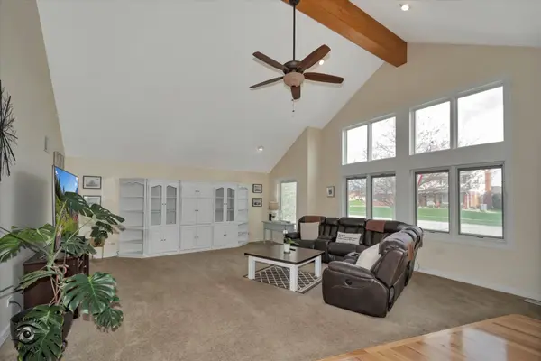 302 Miller ST, Beecher, IL 60401