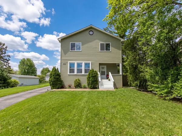 2415 Maple AVE, Downers Grove, IL 60515