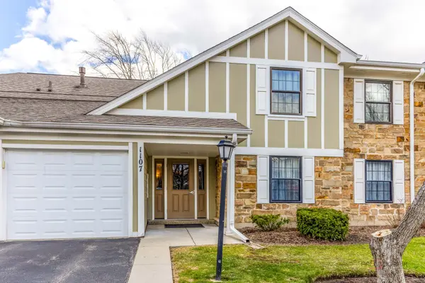 1107 Woodbury LN #A2, Wheeling, IL 60090
