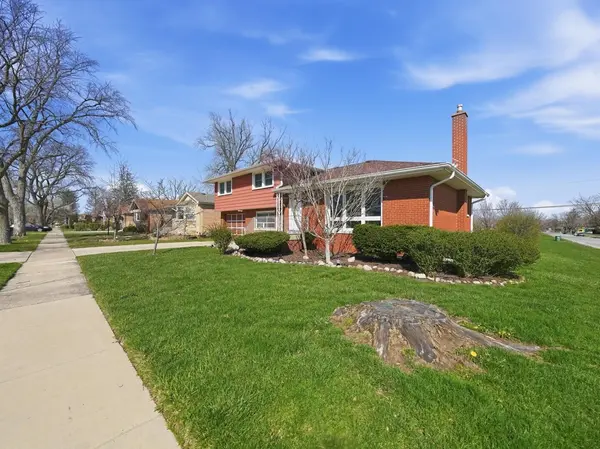 18441 Marshfield AVE, Homewood, IL 60430