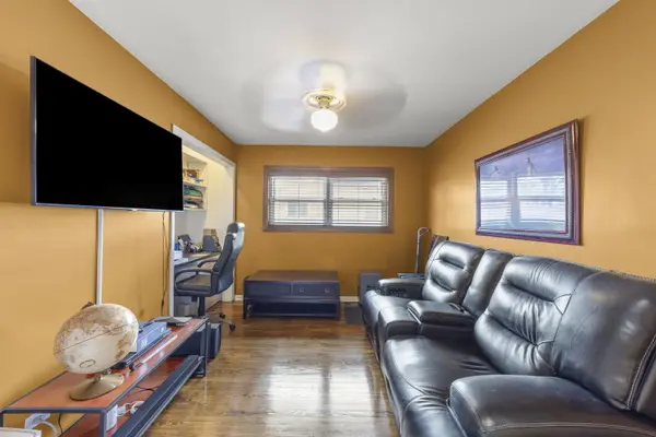 Address not disclosed, Westchester, IL 60154