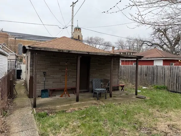 4847 W Deming PL, Chicago, IL 60639