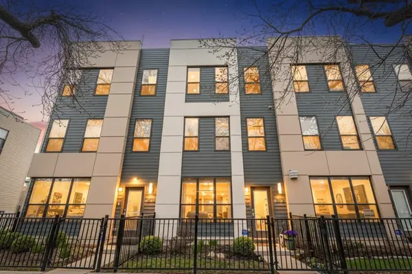 3117 N Karlov AVE, Chicago, IL 60641