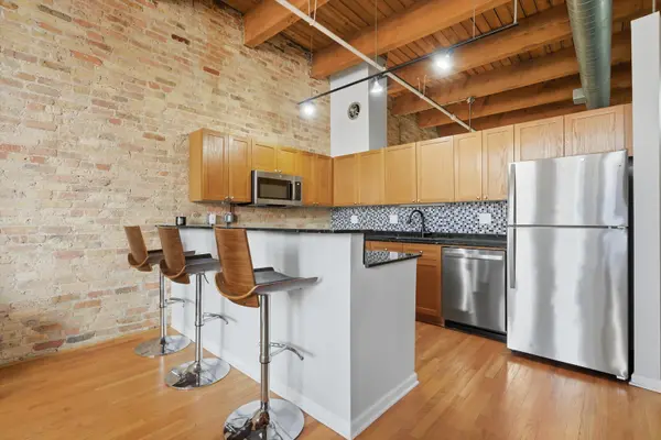 375 W Erie ST #408, Chicago, IL 60610