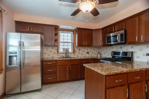 4741 S Kildare AVE, Chicago, IL 60632