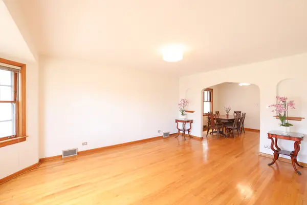 4436 S Komensky AVE, Chicago, IL 60632
