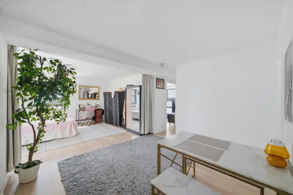 6030 N SHERIDAN RD #1001, Chicago, IL 60660
