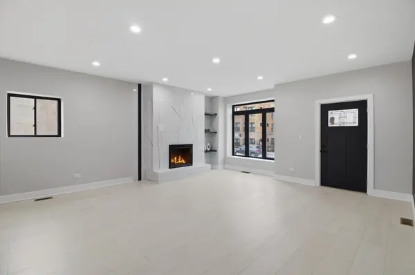 3530 W Van Buren ST, Chicago, IL 60624