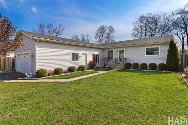 39 Lippincott RD, Fox Lake, IL 60020