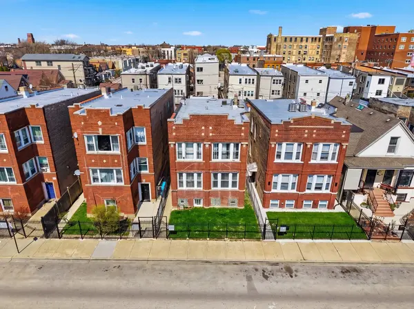 3240 W Cortez ST, Chicago, IL 60651