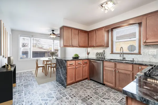 30 W 126th PL, Chicago, IL 60628