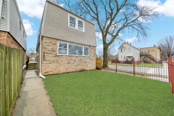 5700 S Lowe AVE, Chicago, IL 60621