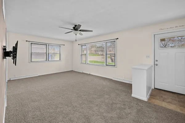 2741 Kelling ST, Davenport, IA 52804