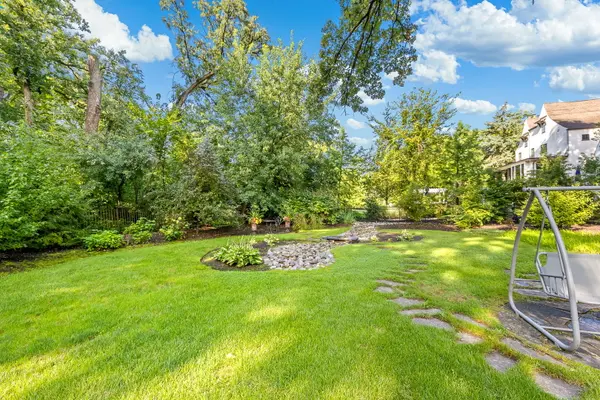 5454 Lee AVE, Downers Grove, IL 60515