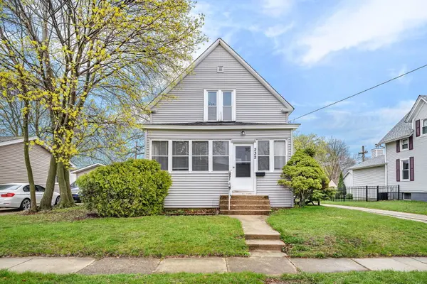 232 N Green ST, Carpentersville, IL 60110