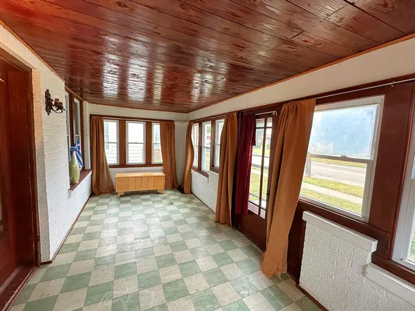 1121 E MAIN ST, Streator, IL 61364