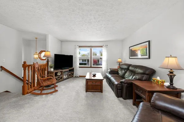 509 N 6th ST, Eldridge, IA 52748