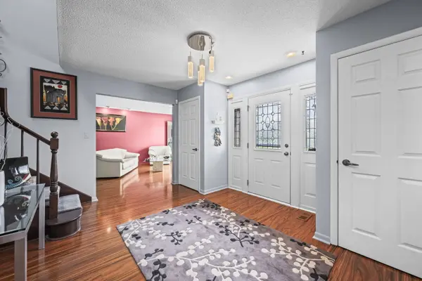 4328 Phyllis DR, Northbrook, IL 60062