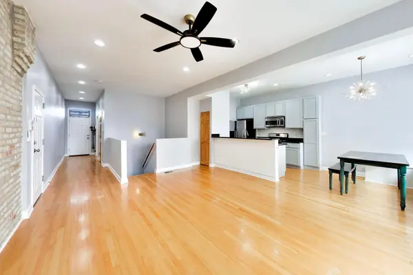 3848 W Sunnyside AVE #1E, Chicago, IL 60625