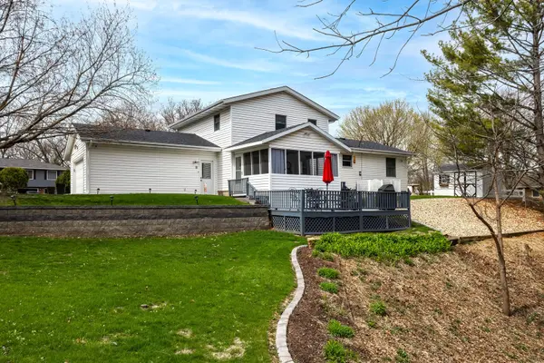 2339 Troy DR, East Moline, IL 61244
